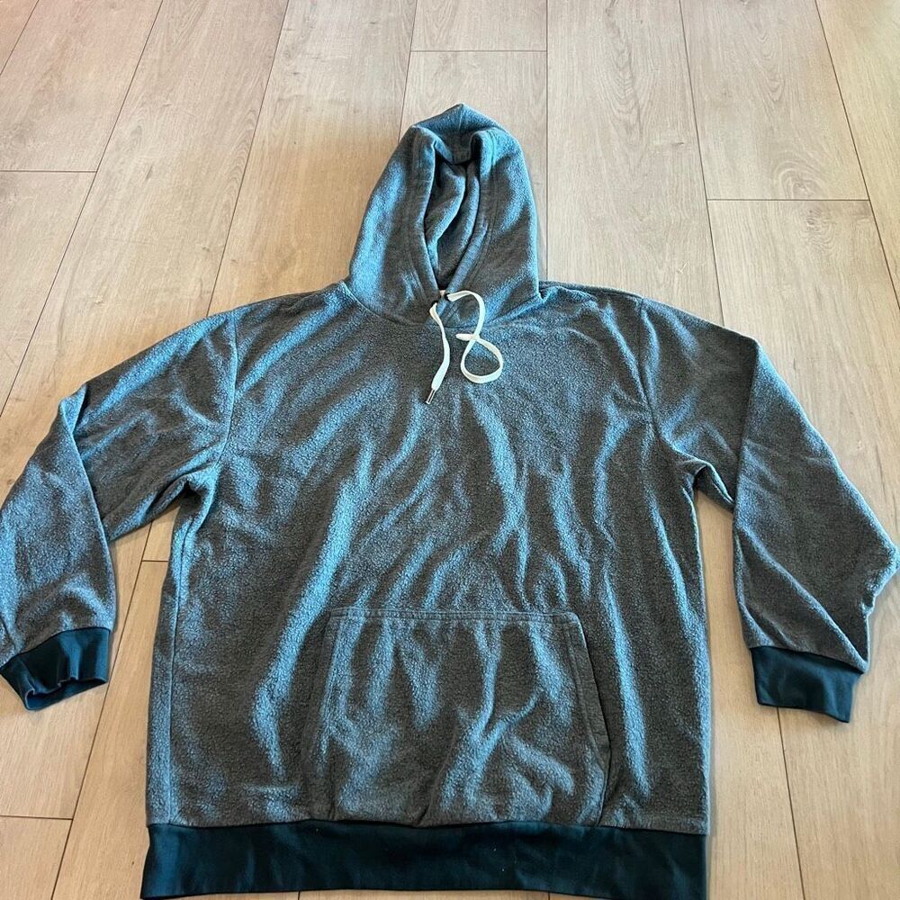 Feat Unisex Heathered sweater size XXL